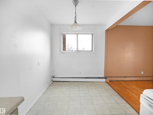 13 11265 31 Avenue, Edmonton, AB - Indoor Photo Showing Other Room