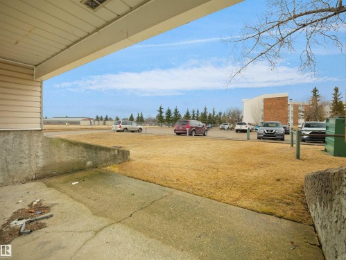 13 11265 31 Avenue, Edmonton, AB - Outdoor
