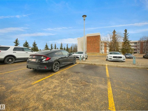 13 11265 31 Avenue, Edmonton, AB - Outdoor