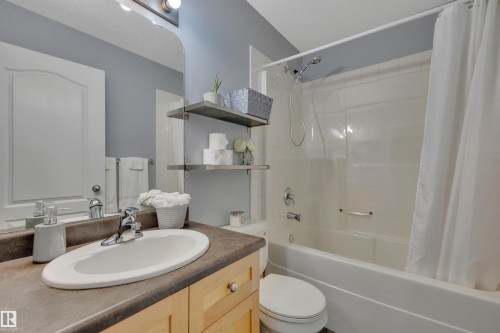 190 Keyport Circle, Leduc, AB - Indoor Photo Showing Bathroom