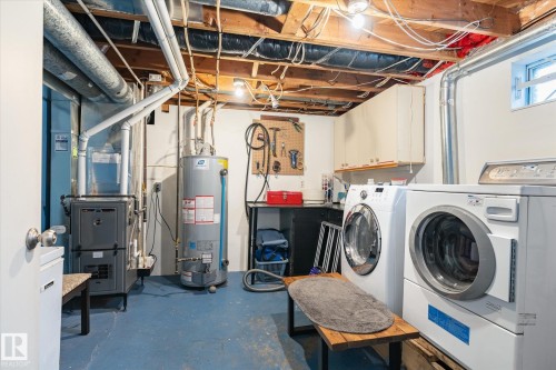 4315 105A Avenue, Edmonton, AB - Indoor Photo Showing Laundry Room