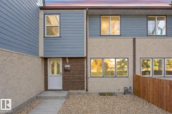 81 Willowdale Place  Edmonton, AB T5T 1Z4