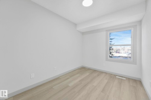 81 Willowdale Place, Edmonton, AB - Indoor Photo Showing Other Room