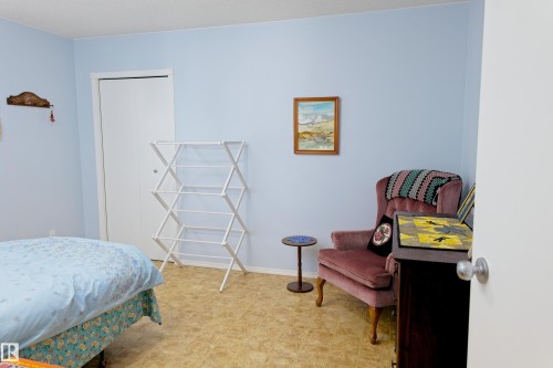 5238 43 Street, Barrhead, AB - Indoor Photo Showing Bedroom