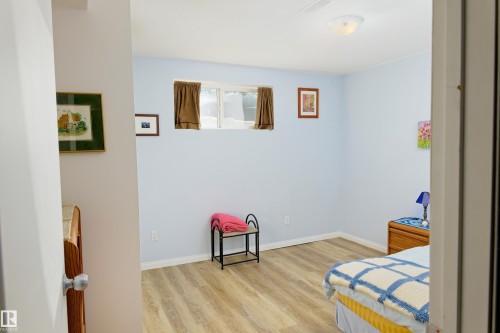 5238 43 Street, Barrhead, AB - Indoor