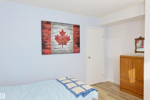 5238 43 Street, Barrhead, AB - Indoor Photo Showing Bedroom