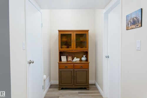 5238 43 Street, Barrhead, AB - Indoor Photo Showing Other Room