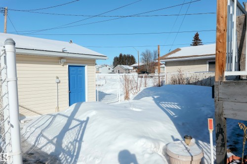 5238 43 Street, Barrhead, AB - Outdoor