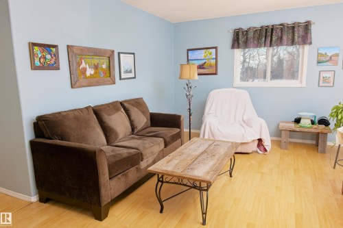 5238 43 Street, Barrhead, AB - Indoor Photo Showing Living Room