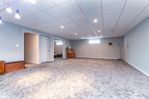 6247 162B Avenue, Edmonton, AB - Indoor