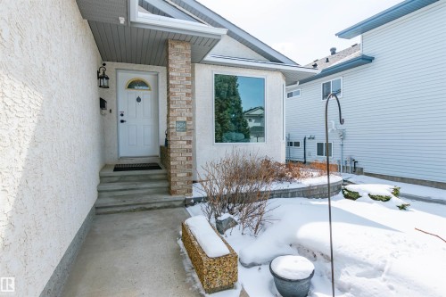 6247 162B Avenue, Edmonton, AB - Outdoor