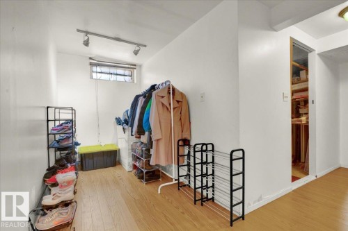 10027 173 Avenue, Edmonton, AB - Indoor