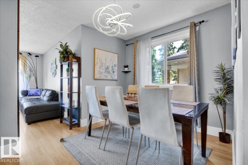 10027 173 Avenue, Edmonton, AB - Indoor Photo Showing Dining Room