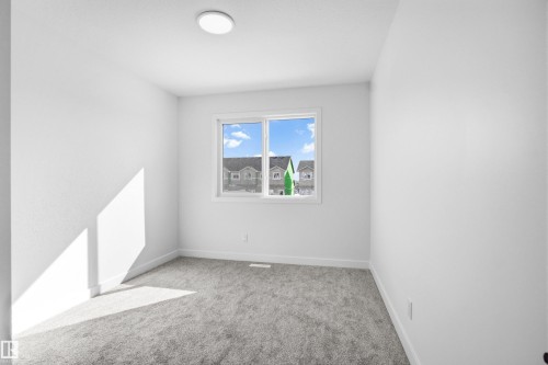 1227 Cristall Way, Edmonton, AB - Indoor Photo Showing Other Room