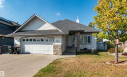 26 CARSON Crest  Sherwood Park, AB T8H 2G6