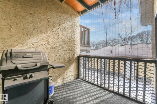 4 9835 82 Avenue, Edmonton, AB - Outdoor With Exterior