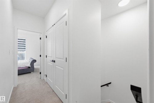 3 12204 121 Avenue, Edmonton, AB - Indoor Photo Showing Other Room