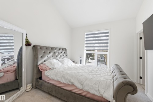 3 12204 121 Avenue, Edmonton, AB - Indoor Photo Showing Bedroom