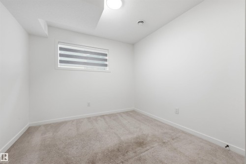 3 12204 121 Avenue, Edmonton, AB - Indoor Photo Showing Other Room