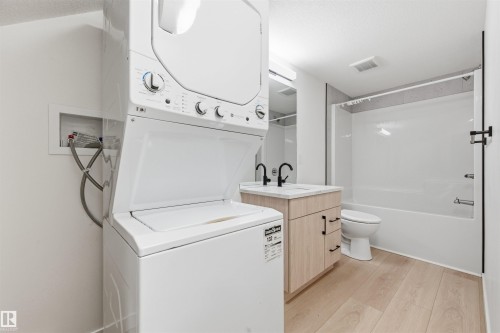 3 12204 121 Avenue, Edmonton, AB - Indoor Photo Showing Laundry Room