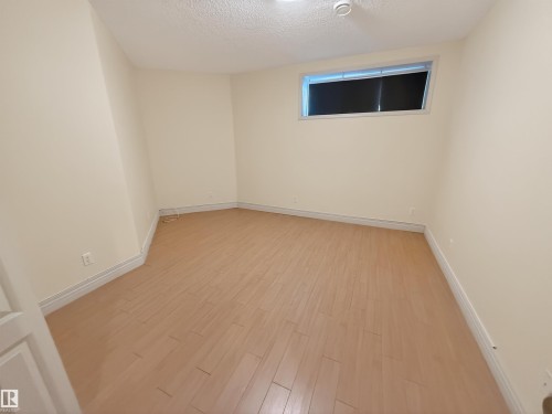 6 Briarwood Village, Stony Plain, AB - Indoor Photo Showing Other Room