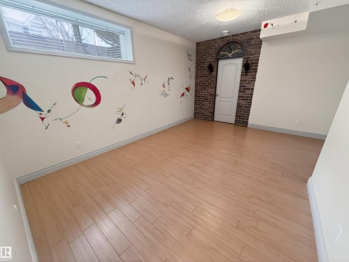 6 Briarwood Village, Stony Plain, AB - Indoor Photo Showing Other Room
