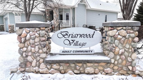 6 Briarwood Village, Stony Plain, AB - Outdoor