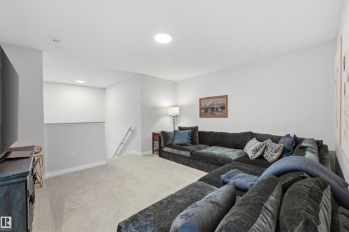 2520 206 Street, Edmonton, AB 