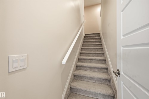 2520 206 Street, Edmonton, AB 