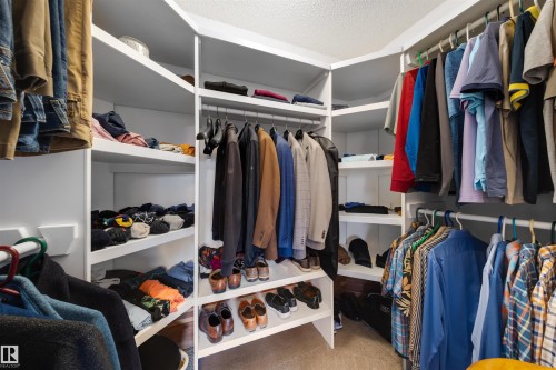 12219 42A Avenue, Edmonton, AB - Indoor With Storage