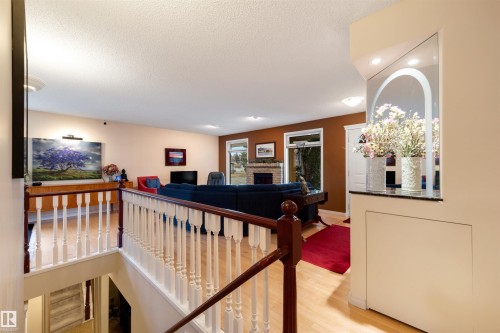 12219 42A Avenue, Edmonton, AB - Indoor Photo Showing Other Room