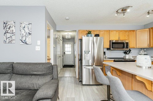 9136 166 Avenue, Edmonton, AB - Indoor