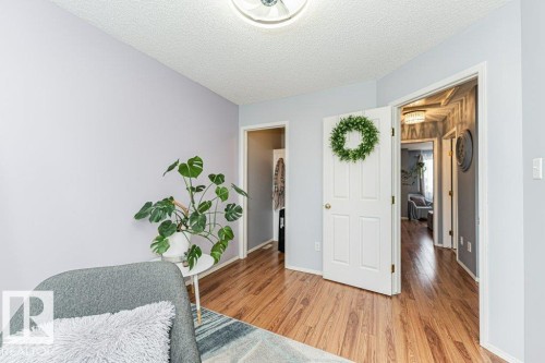9136 166 Avenue, Edmonton, AB - Indoor