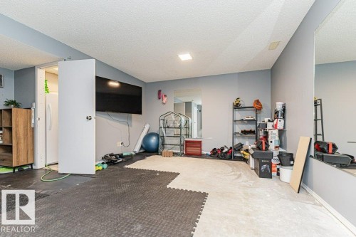 9136 166 Avenue, Edmonton, AB - Indoor