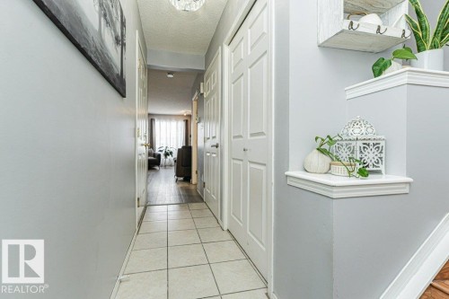 9136 166 Avenue, Edmonton, AB - Indoor Photo Showing Other Room