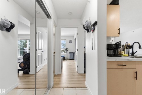 413 17003 67 Avenue, Edmonton, AB - Indoor Photo Showing Other Room