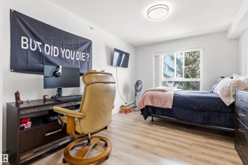 413 17003 67 Avenue, Edmonton, AB - Indoor Photo Showing Bedroom