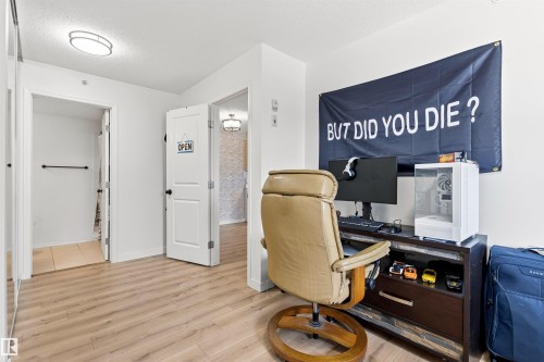 413 17003 67 Avenue, Edmonton, AB - Indoor Photo Showing Office