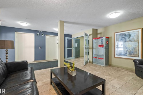 413 17003 67 Avenue, Edmonton, AB - Indoor