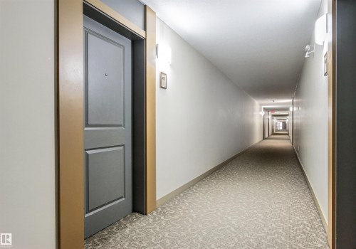 413 17003 67 Avenue, Edmonton, AB - Indoor Photo Showing Other Room