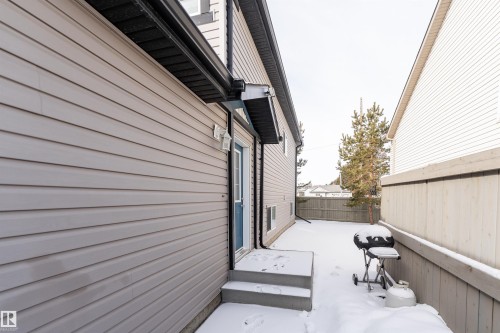 23 6520 2 Avenue, Edmonton, AB - Outdoor With Exterior