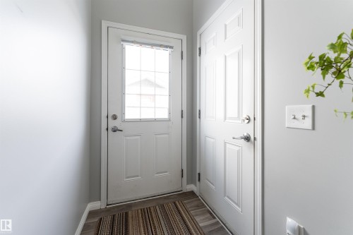 23 6520 2 Avenue, Edmonton, AB - Indoor Photo Showing Other Room