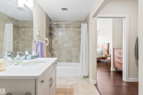 404 2755 109 Street, Edmonton, AB - Indoor Photo Showing Bathroom