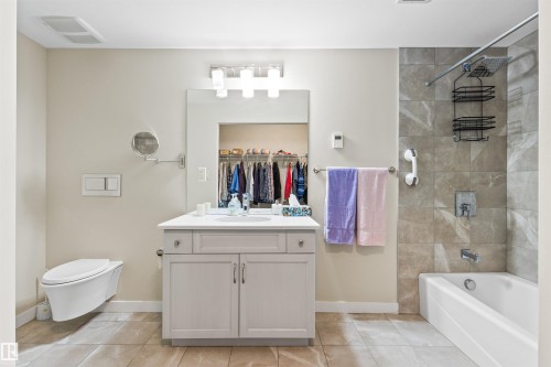 404 2755 109 Street, Edmonton, AB - Indoor Photo Showing Bathroom