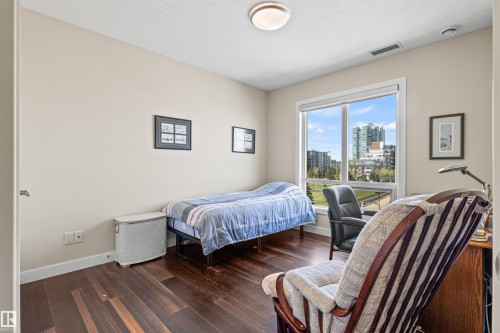 404 2755 109 Street, Edmonton, AB - Indoor Photo Showing Bedroom