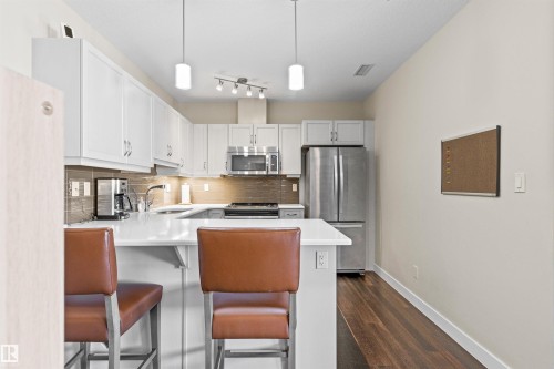404 2755 109 Street, Edmonton, AB - Indoor Photo Showing Kitchen With Stainless Steel Kitchen