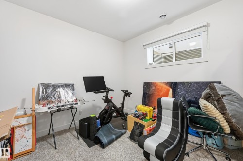44B Valleyview Crescent, Edmonton, AB - Indoor Photo Showing Office