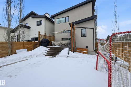 44B Valleyview Crescent, Edmonton, AB - Outdoor With Exterior