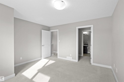 2004 Trumpeter Way, Edmonton, AB - Indoor