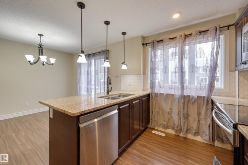 57 330 Bulyea Road, Edmonton, AB - Indoor Photo Showing Kitchen With Stainless Steel Kitchen With Double Sink With Upgraded Kitchen